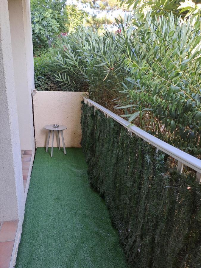 T2 A 2Min Du Centre +Parking Apartment L'Isle-sur-la-Sorgue Bagian luar foto